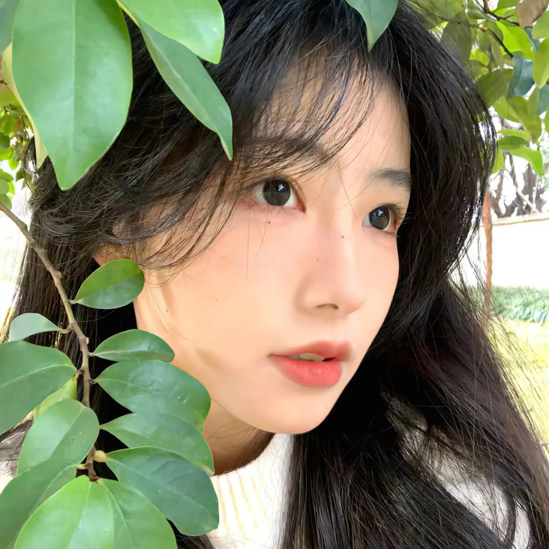 抓着彩虹的男人